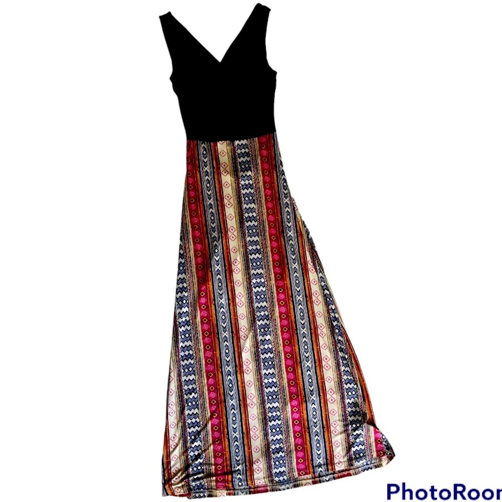 Maxi dress with criss-cross back. Gilli from Stitch Fix. Size M.